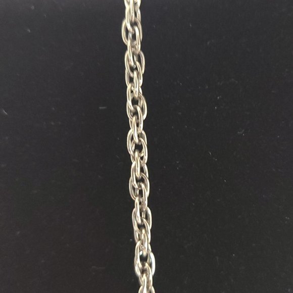 Silver Tone Chain Necklace Hammered Metal Cross Thick Heavy Matinee Religion EUC - Picture 3 of 3